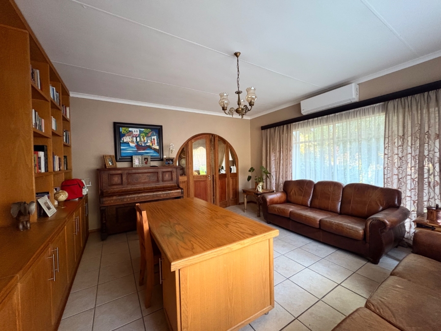 3 Bedroom Property for Sale in Wilkoppies North West